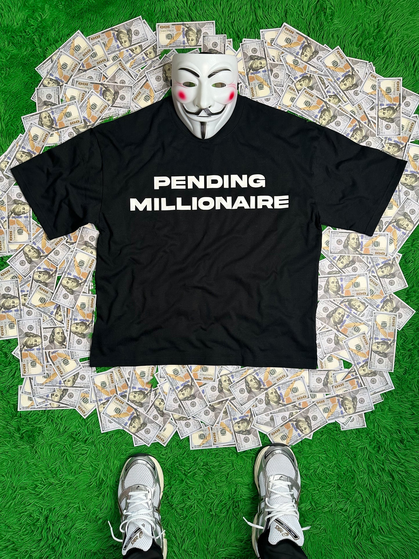 Noir Millionaire Tee