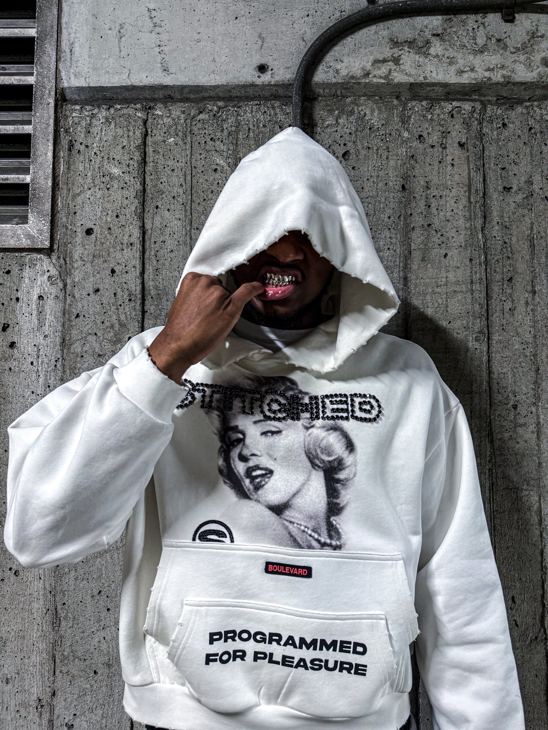 “SATISFACTION” HOODIE